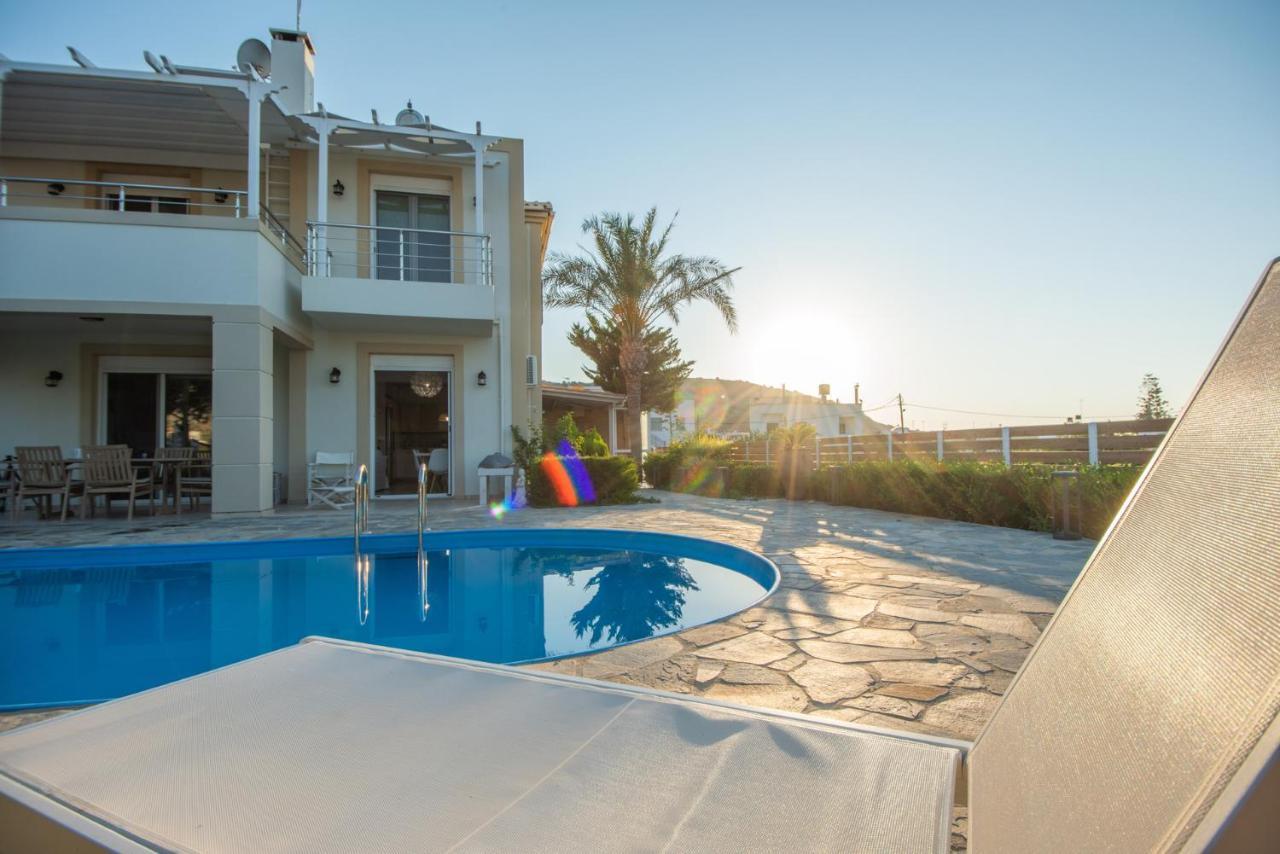 Villa Elena Mílatos Ngoại thất bức ảnh